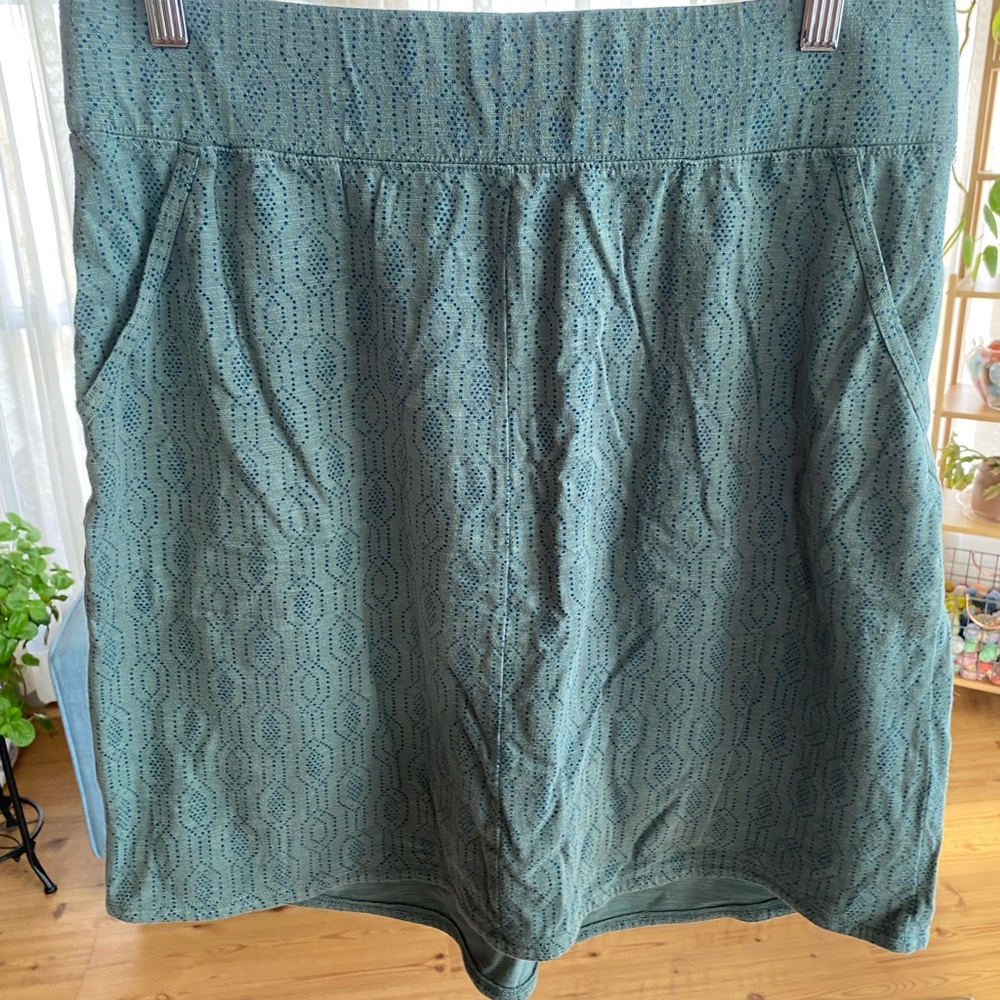 Duluth Trading Co Blue Mini Skirt
